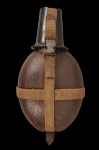 WW2 German Tropical Waterbottle 1943