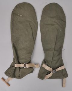 WW2 German 'Gebirgsjager' ( Mountain Troops ) Gloves 1942