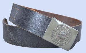 WW2 German Army Belt & Buckle ( JFS 1941 )