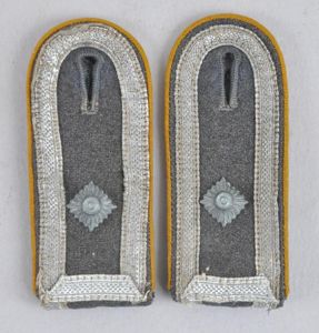 WW2 German Luftwaffe Yellow Piped NCO Shoulder Boards