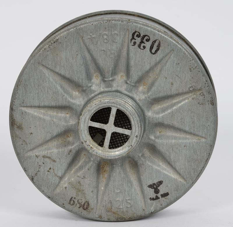 WW2 German Luftschutz Gas Mask 1938 — image 5