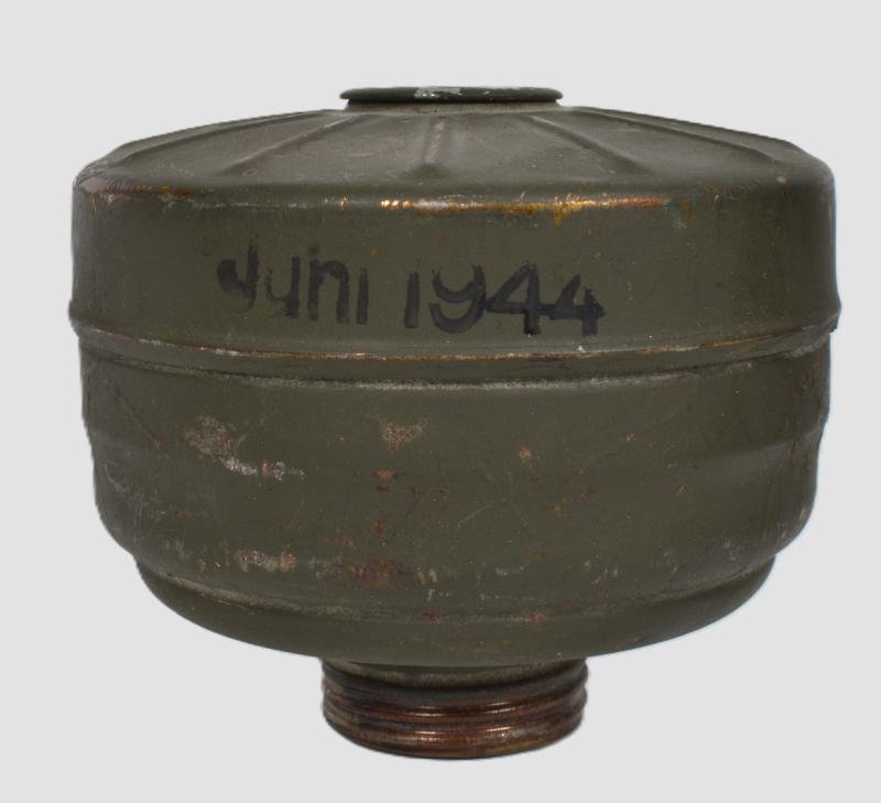 WW2 German Matching Numbers Gas Mask Set with June 1944 Dated Filter — image 11