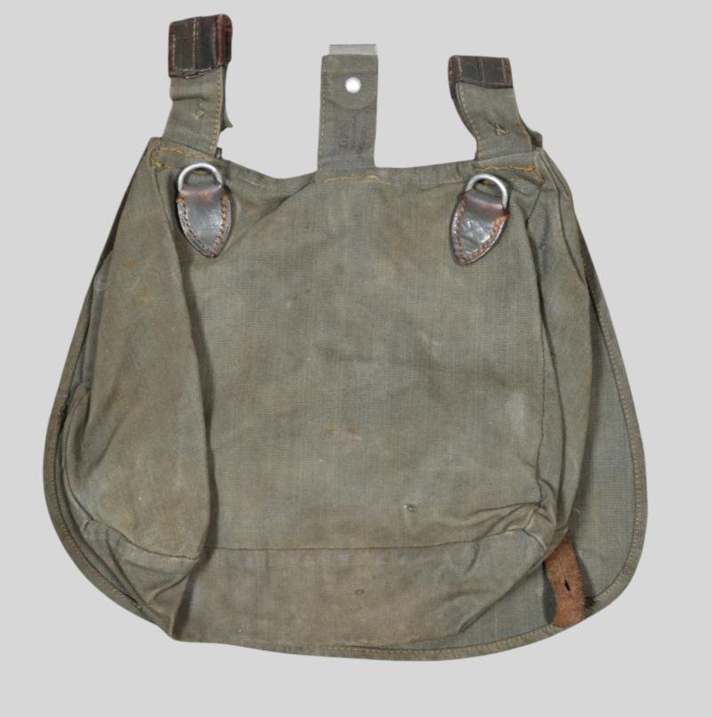 WW2 German 1940 Dated Combat Bread Bag — image 2