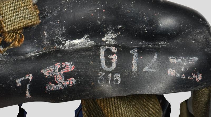 WW2 German Named Gas Mask & Canister With Original Straps — image 8