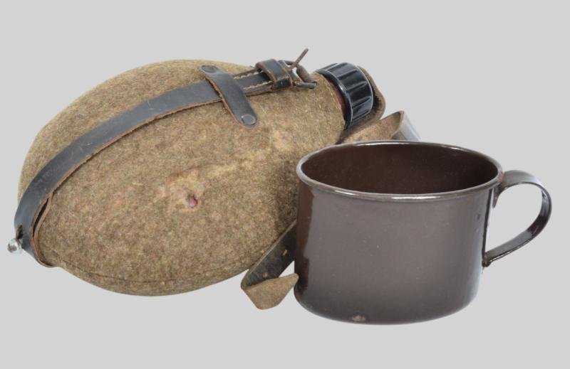 WW2 German Late War Canteen set with Rare Enamel Mug — image 5