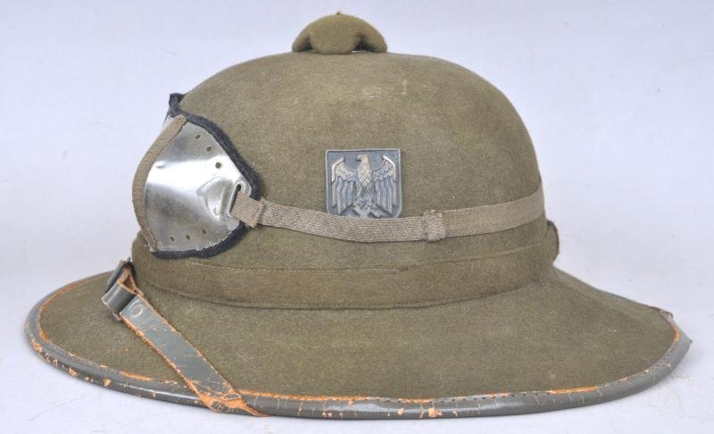 WW2 German Pith Helmet With Goggles — image 4