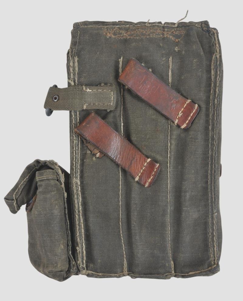 WW2 German MP40 Magazine Pouch 1942 — image 3
