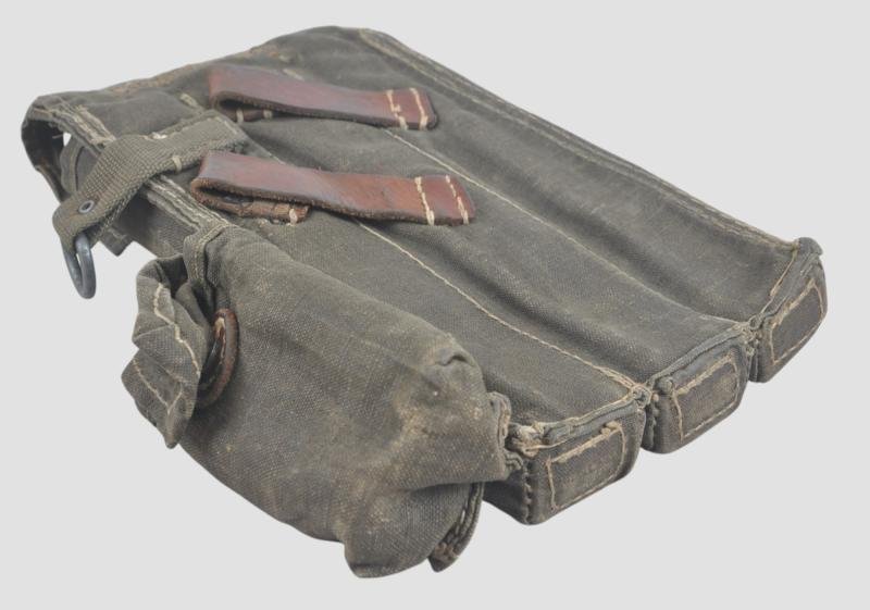 WW2 German MP40 Magazine Pouch 1942 — image 4