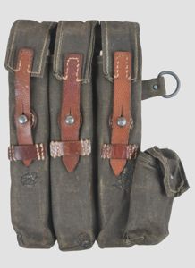 WW2 German MP40 Magazine Pouch 1942