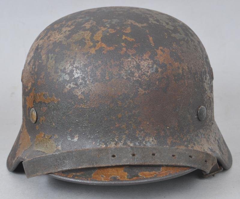 WW2 German M40 Luftwaffe Camouflage Helmet — image 4