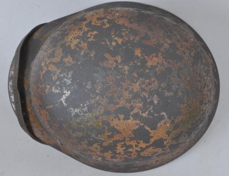 WW2 German M40 Luftwaffe Camouflage Helmet — image 6