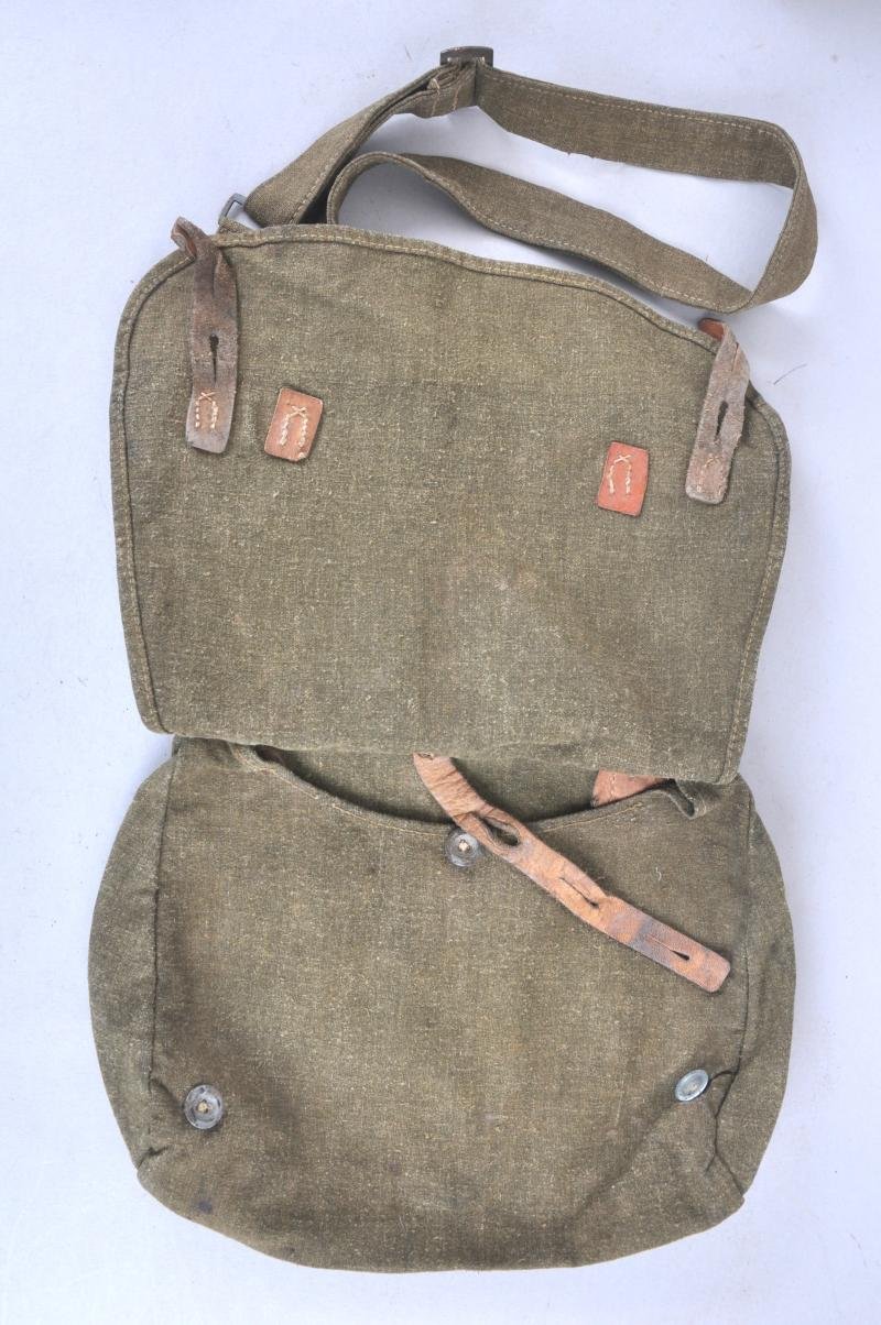 WW2 German Breadbag & Carrying Strap — image 2