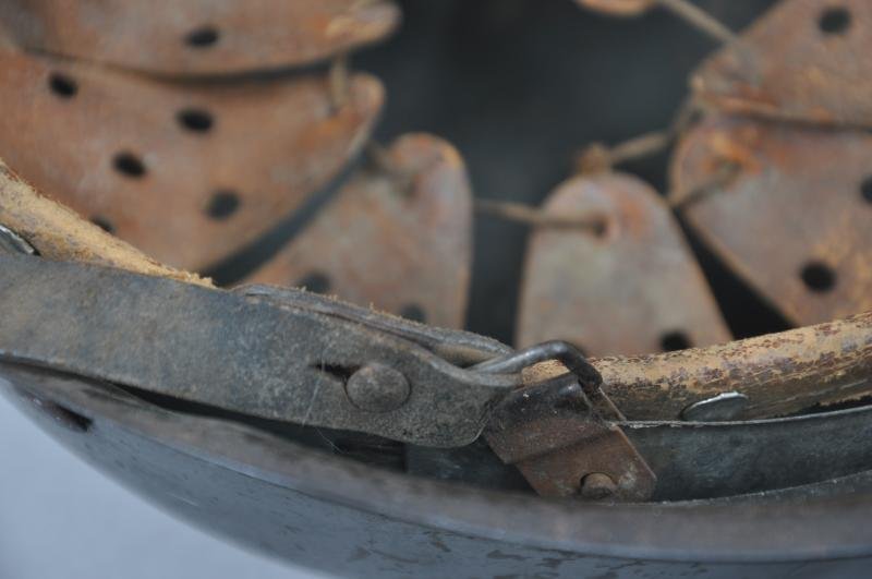 WW2 German Army M42 Single Decal Combat Helmet — image 11