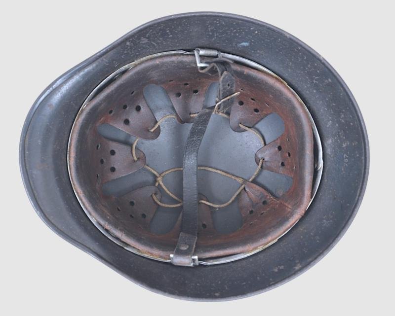 WW2 German Luftwaffe Double Decal M35 Combat Helmet With Luft.Signals Unit Markings — image 7