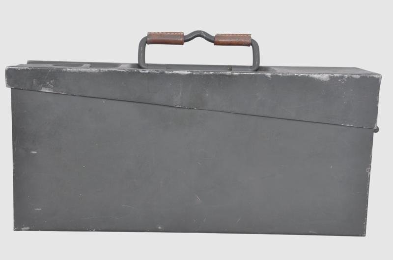 WW2 German MG Tin 1941 — image 3