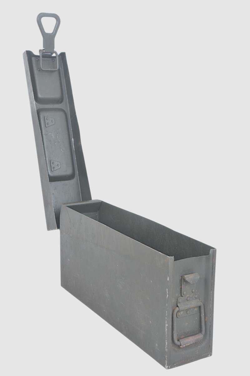 WW2 German MG Tin 1941 — image 7