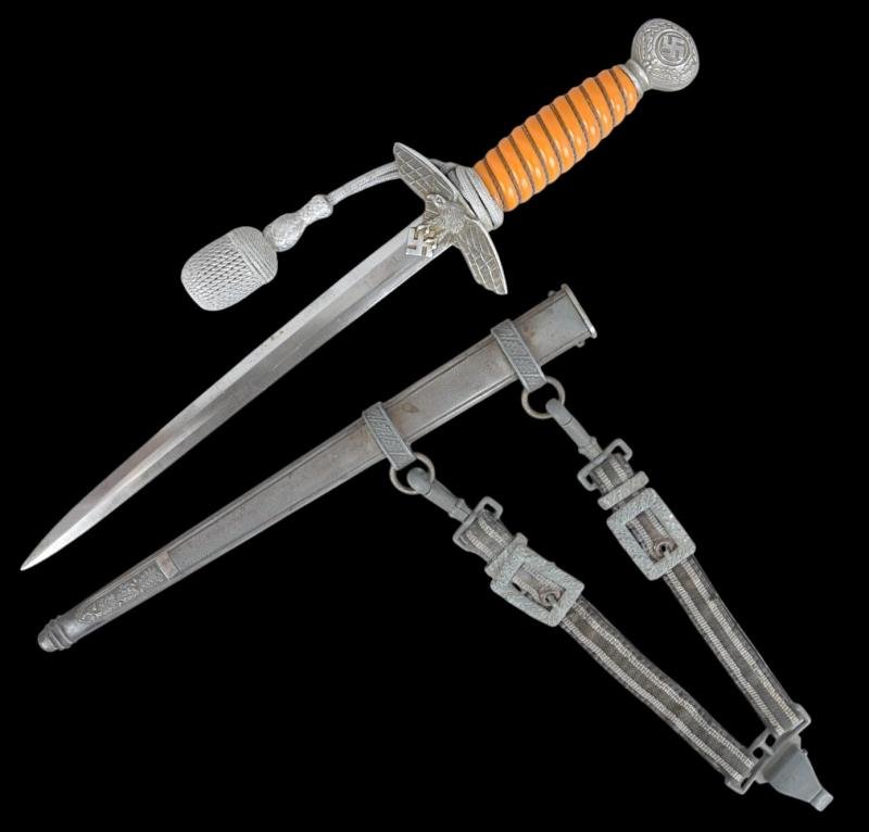 WW2 German Luftwaffe Dagger , Hanger & Knot :- Scarce Maker Arthur Schuttelhofer & Co — image 3