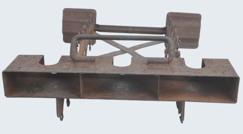 WW2 German Stick Grenade Internal Rack For Carrying Case — image 3