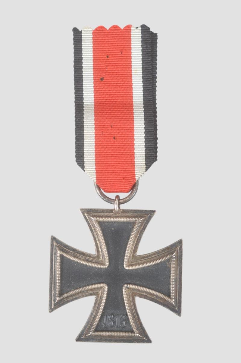 WW2 German Iron Cross Second Class — image 2