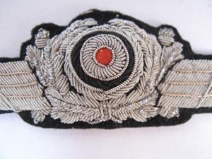 Cocarde ailée brodée pour Schirmütze d'officier de la LW