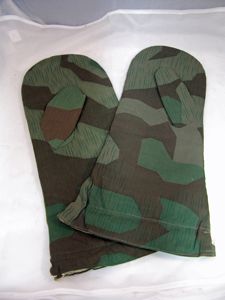 Paire de gants d'hiver camouflés