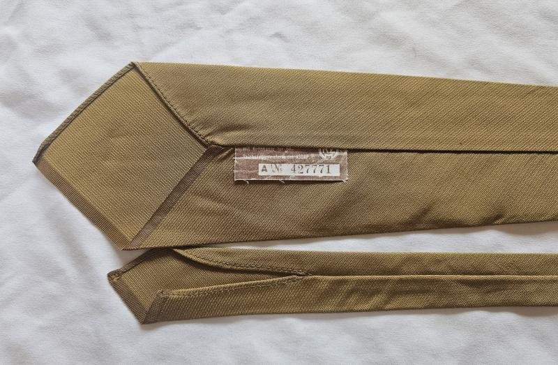 Cravatte pour leader politique ou SA — image 3