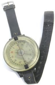 German Luftwaffe Armband Kompass AK39 Wrist Compass. (10)