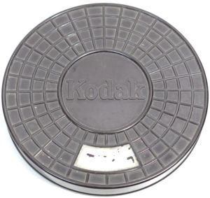 German KODAK WWII Period Bakelite Round Case For 8 mm …