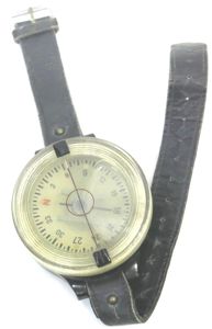 German Luftwaffe Armband Kompass AK39 Wrist Compass. (10)