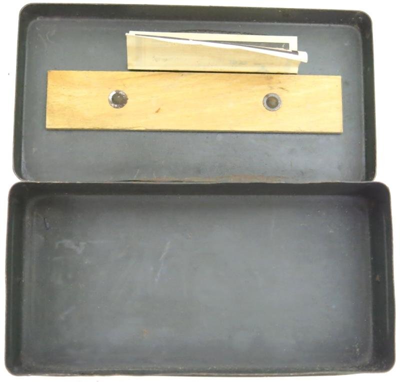 German Wehrmacht 4 Stück Druck-Zünder 35 DZ35 Fuze RR 605 1938 Metal Box, Rare, Empty. — image 9