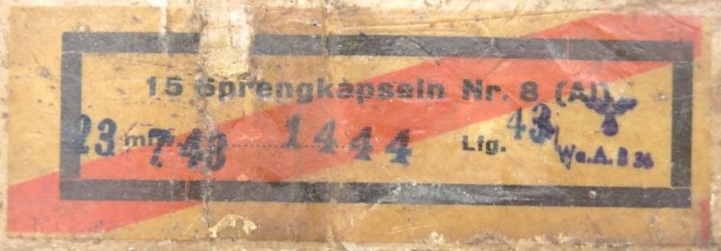 German Wehrmacht Sprengkapseln Nr. 8 Empty Box 23. 7. 1943 Dated, Inert. — image 2
