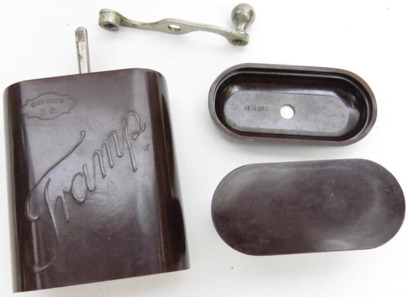 German Wehrmacht Reddish Bakelite Coffee Grinder Mint Condition Single BO Garantie Stamp. — image 7