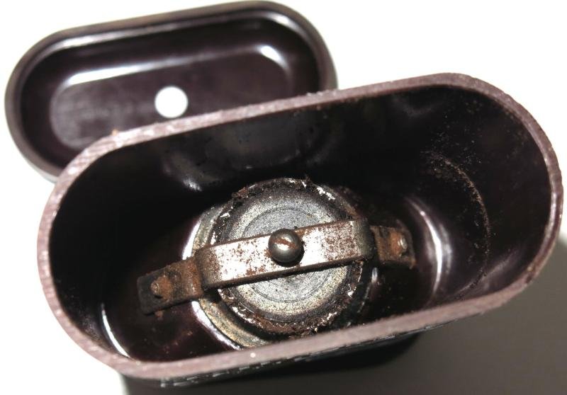 German Wehrmacht Reddish Bakelite Coffee Grinder Mint Condition Double BO Garantie Stamp. — image 9