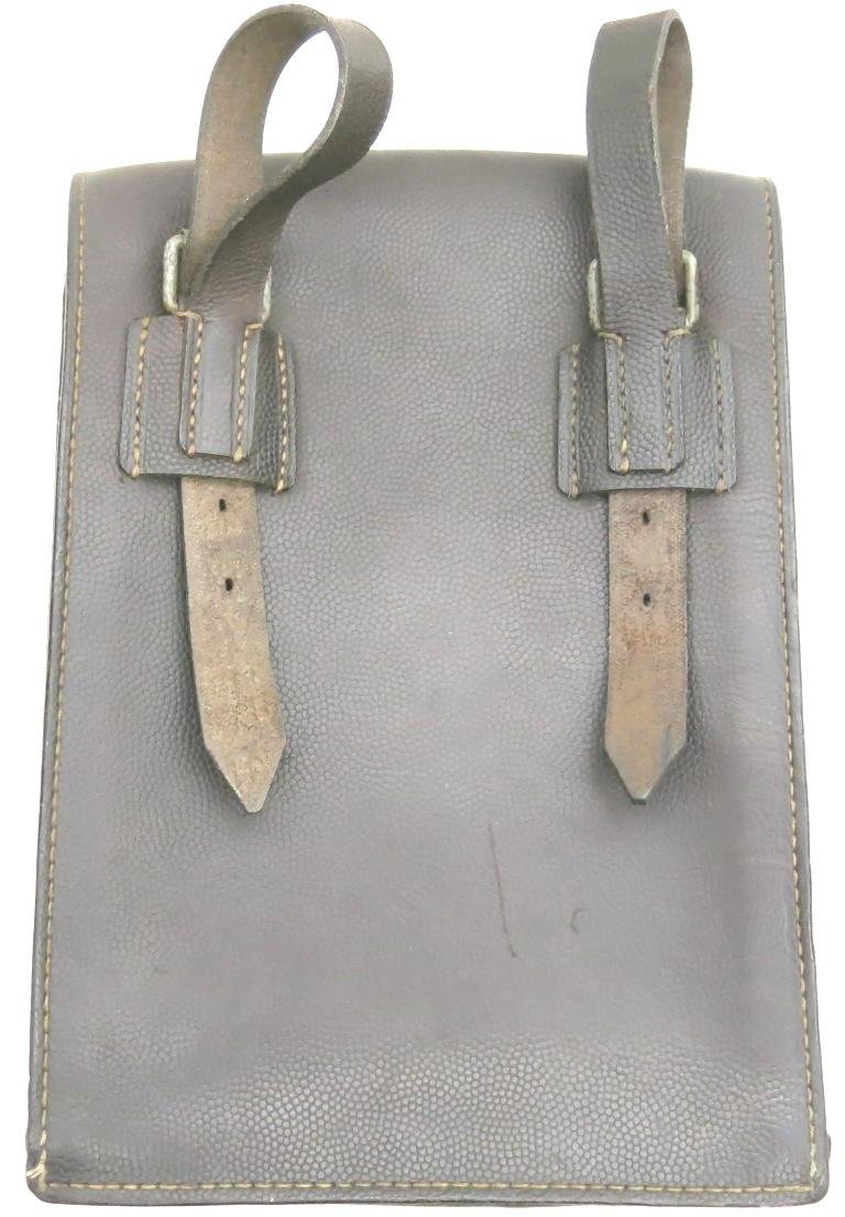 German Wehrmacht/Luftwaffe Dark Brown Meldekartentasche M35 Map Case C. RIESE Berlin SO 16 1940 Dated Nearly Mint. — image 9