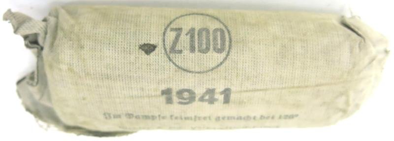 German Wehrmacht Medical Verbandstoff Big Field Dressing 1941. — image 3