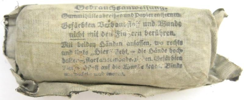 German Wehrmacht Medical Verbandstoff Big Field Dressing 1941. — image 4