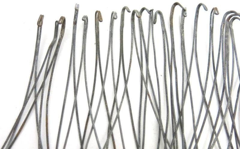 German Wehrmacht Tarnnetz Helmet Camouflage Net Metal Hook From Original Box. — image 7