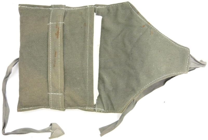 German Wehrmacht Medical Verbandtuch Scarf In White With Cloth Bag. — image 4