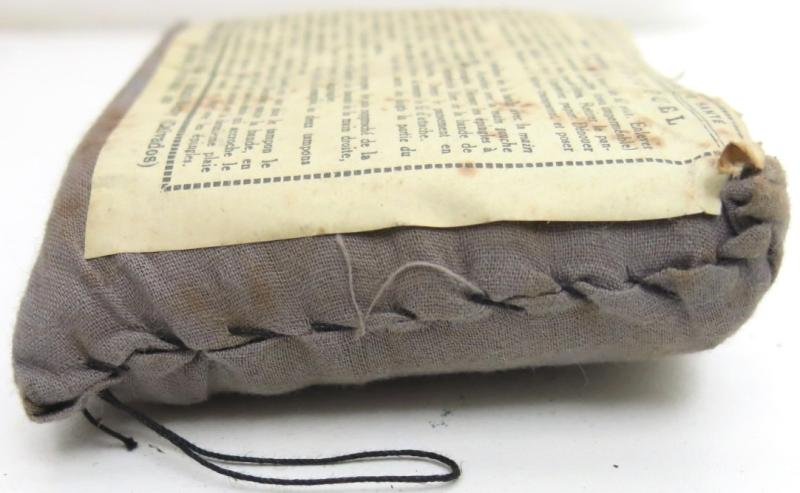 German Wehrmacht/French Pansement Individuel Captured Field Dressing Packet Unused 1939. — image 3