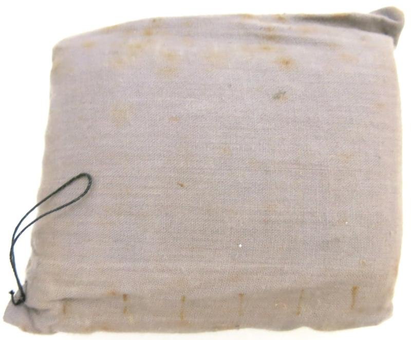German Wehrmacht/French Pansement Individuel Captured Field Dressing Packet Unused 1939. — image 4