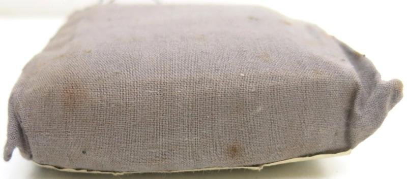 German Wehrmacht/French Pansement Individuel Captured Field Dressing Packet Unused 1939. — image 6
