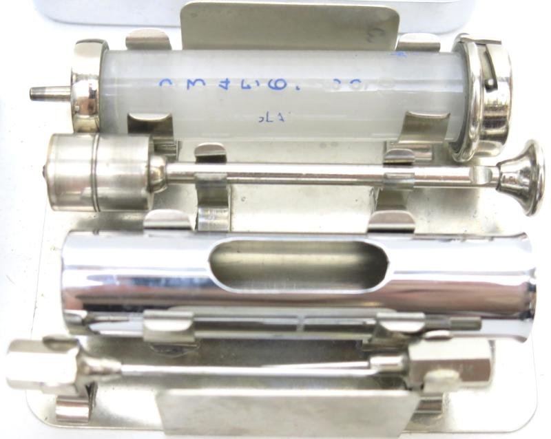 German Wehrmacht Hauptner Nadels And Spritze Containers Needles Syringe Belonging To The Veterinär Satteltasche 29, Not Complete Sets. — image 14