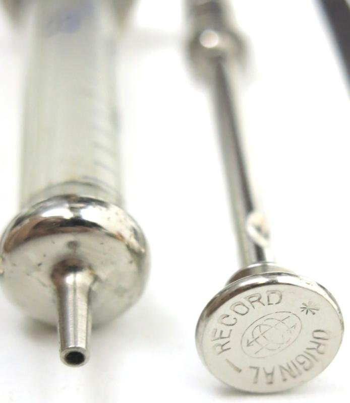 German Wehrmacht Medical 2 cc Original Record Spritze Syringe Complete Set Mint Unused In Metal Box. — image 15