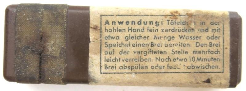 German Wehrmacht Hautentgiftungsmittel Bakelite Skin Decontamination Tablets cws 1942, Hard To Find. — image 3