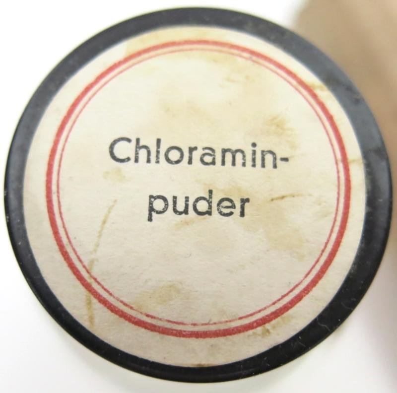 German Luftschutz Hausapotheke Glass Pot Chloramine 100 gr W. Söhngen & Co., Wiesbaden 1940, Complete With Its Cardboard Sleeve. — image 6