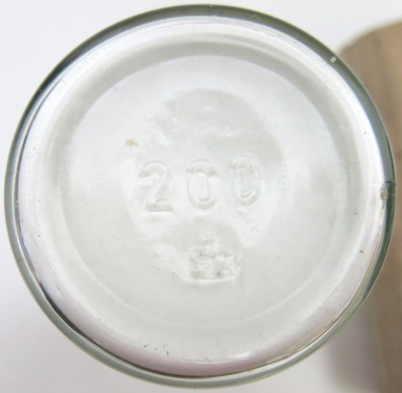 German Luftschutz Hausapotheke Glass Pot Chloramine 100 gr W. Söhngen & Co., Wiesbaden 1940, Complete With Its Cardboard Sleeve. — image 7