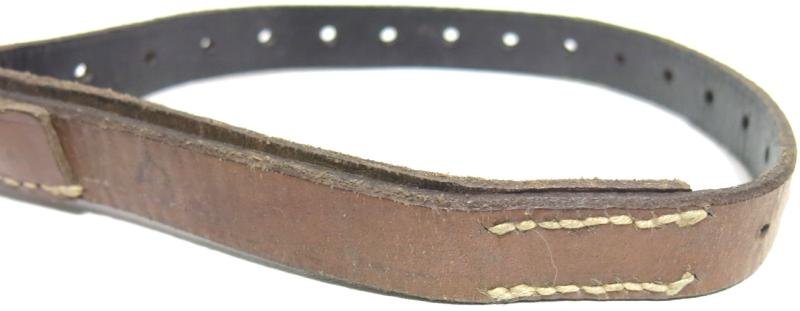 German Wehrmacht Fast Release Utility Strap 54 x 1,8 cms 17 Holes CARL HEPTING & Co. STGT. FEUERBACH 1941, Nearly Mint. — image 5