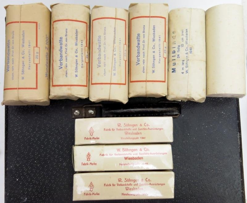 German Luftschutz Kleine Hausapotheke With Half Of The Original Contents, Nice 'To Get It Complete' Collectors Project. — image 10