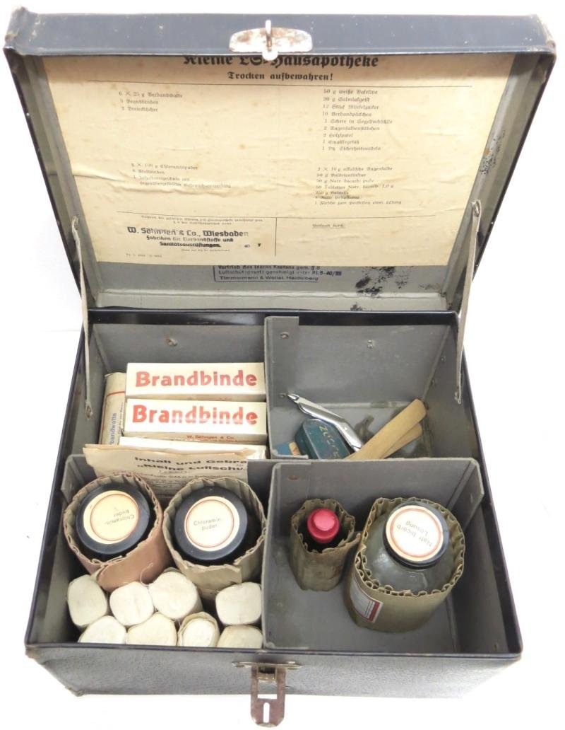 German Luftschutz Kleine Hausapotheke With Half Of The Original Contents, Nice 'To Get It Complete' Collectors Project. — image 7