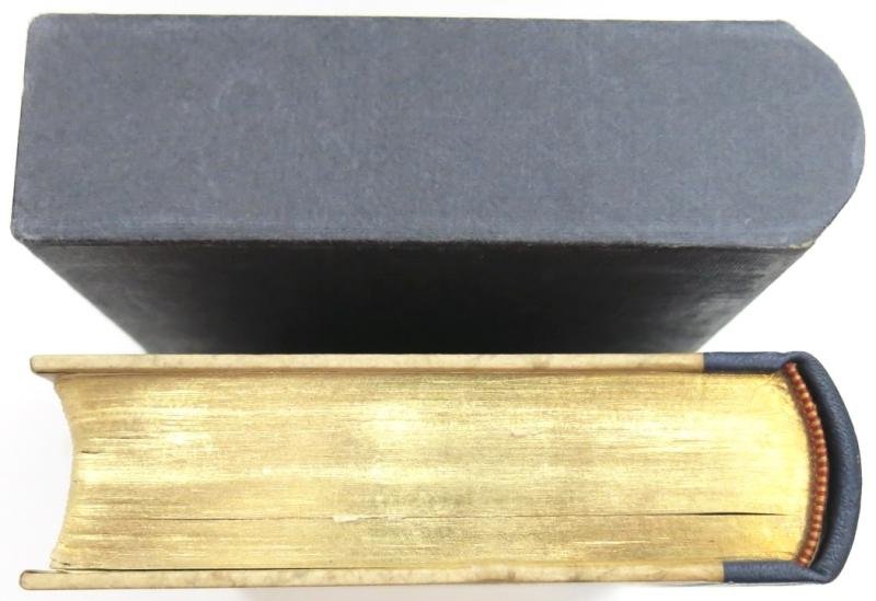 Mein Kampf Book Hochzeitsausgabe Wedding Edition 1939 With City Or Region Gold Shield On The Cover, Mint, Unused And Complete With Case. — image 4